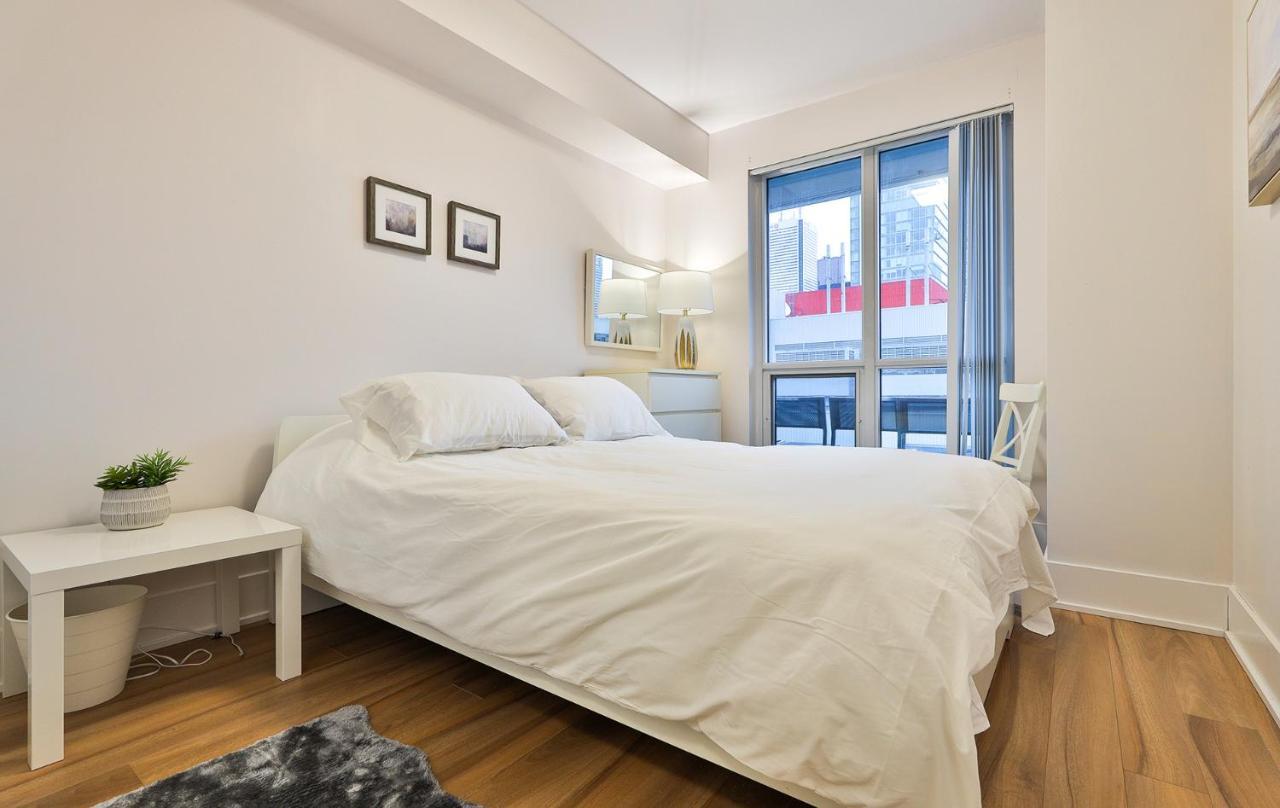 Luxury Condo Prime Location Toronto Kültér fotó
